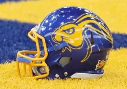 Sioux Falls Jefferson Football (@sfjeffersonfb) on Twitter photo Thank you to <a href="/Coach_Benedetto/">Vince Benedetto</a> for stopping by and visiting with our players and coaches! Thank you to <a href="/Coach_Benedetto/">Vince Benedetto</a> for stopping by and visiting with our players and coaches!
