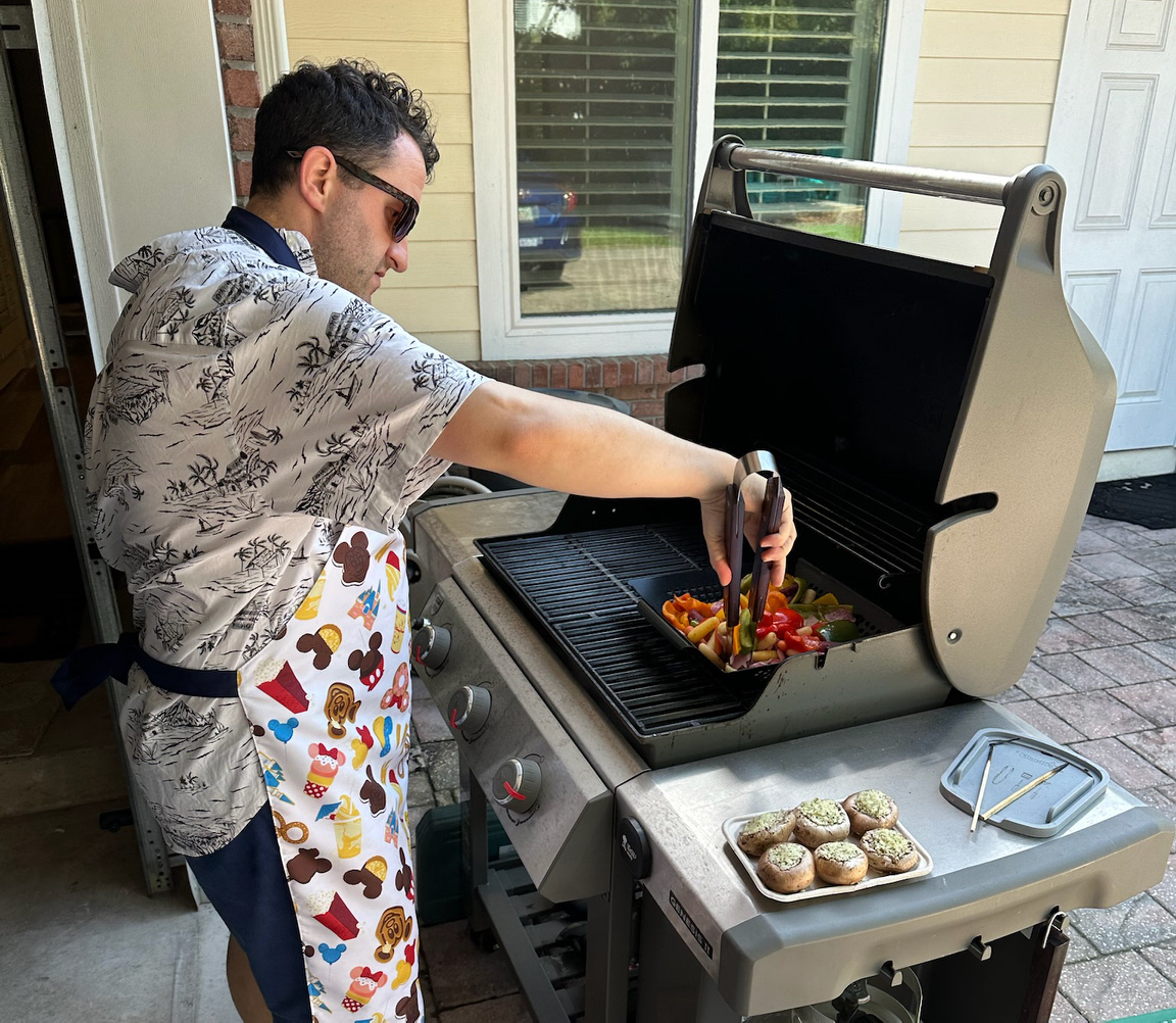 SmarterOlive's tweet photo. Easter with some cool people and of course Willow! https://t.co/AiOUI9liso