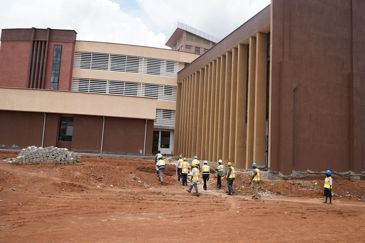 Lira University Administration Block, the face of the university, almost done. For details, click the link.   lirauni.ac.ug/lira-universit…