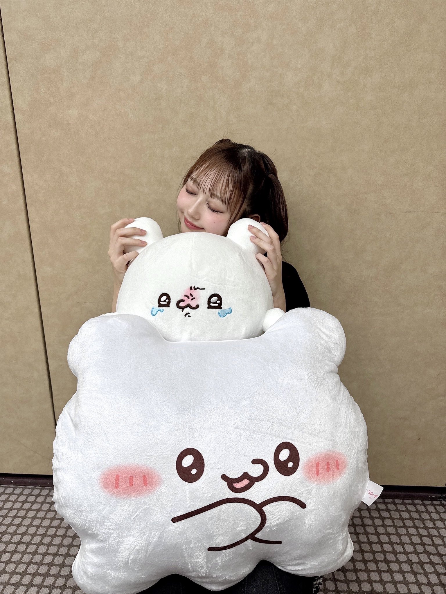 ラッフルAKB48大盛真歩直筆サイン入りTシャツ 予約商品】AKB48 生誕