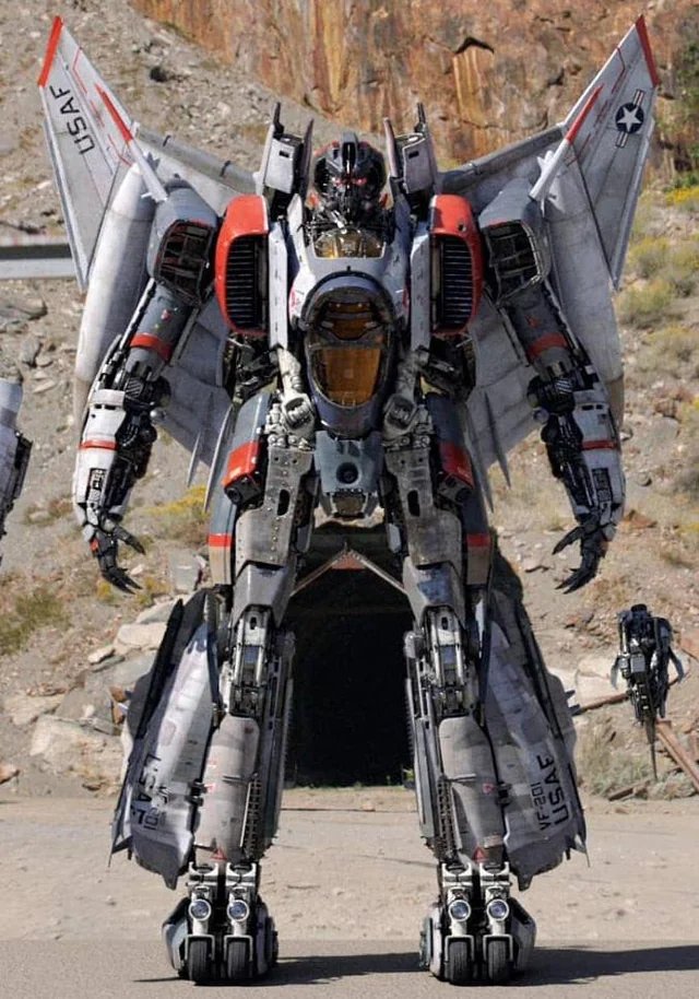 SkywarpBuilds12's tweet photo. BBM designs, they can never make me hate you https://t.co/9SAhOCv6M5