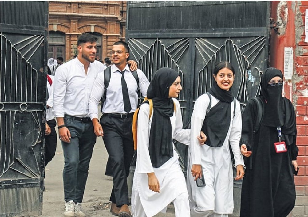 Why Don’t Kashmiri Youth Feel Their Age? We Age Biologically But Not Emotionally – Why?

Umair Ashraf writes for the Centre for Kashmir Analysis and Research (C-KAR)

c-kar.com/why-dont-kashm…

#Kashmir
#Kashmiris #Srinagar #Youth
#emotionalhealth