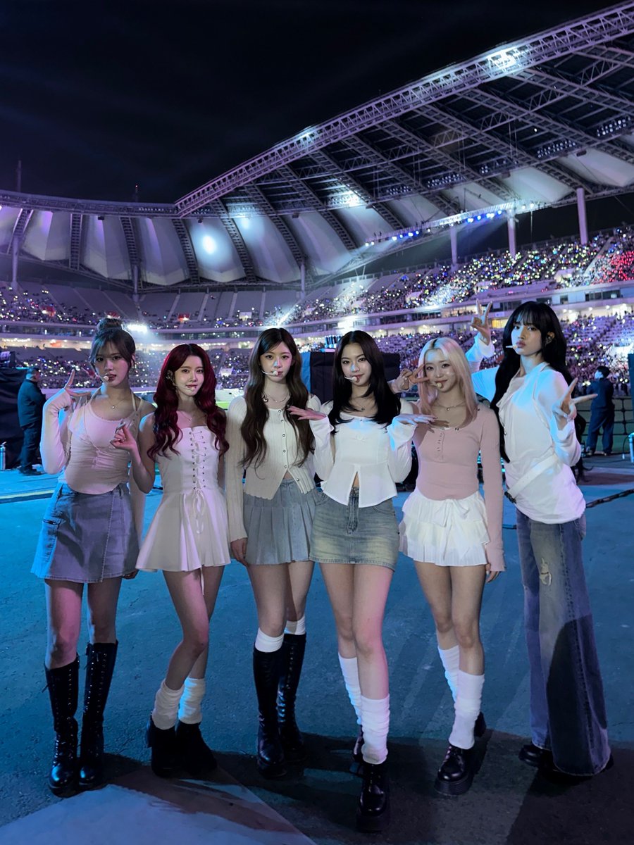 STAYC(스테이씨) tweet media