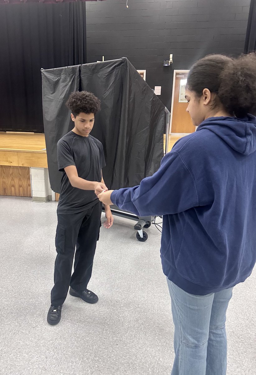 Neptune Twp. Social Studies 6-12 (@neptsocstud6_12) on Twitter photo 8th Grade Civics classes learn to vote on a real voting machine! Thanks <a href="/LWVNJ/">LWVNJ</a> @lwvyoungvoters for teaching us how to vote! Winner of best baseball team? The Yankees by a landslide! <a href="/TamiCrader/">Tami Crader</a> <a href="/DrSAMillaway/">Sally A. Millaway</a> <a href="/NeptuneSchools/">Neptune Twp. Schools</a> 8th Grade Civics classes learn to vote on a real voting machine! Thanks <a href="/LWVNJ/">LWVNJ</a> @lwvyoungvoters for teaching us how to vote! Winner of best baseball team? The Yankees by a landslide! <a href="/TamiCrader/">Tami Crader</a> <a href="/DrSAMillaway/">Sally A. Millaway</a> <a href="/NeptuneSchools/">Neptune Twp. Schools</a>