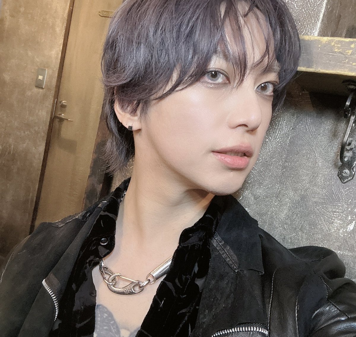 ファンのお陰様でずっと好きなこと好きなだけやってきましたが今年は全力フルスロットル戦いモードです
多分史上最高本数ライブします今年
それまでにフルアルバム間に合わせます
まずは5/11のリキッドで会おう✊(それまでに色々まとめて発表できるはず)