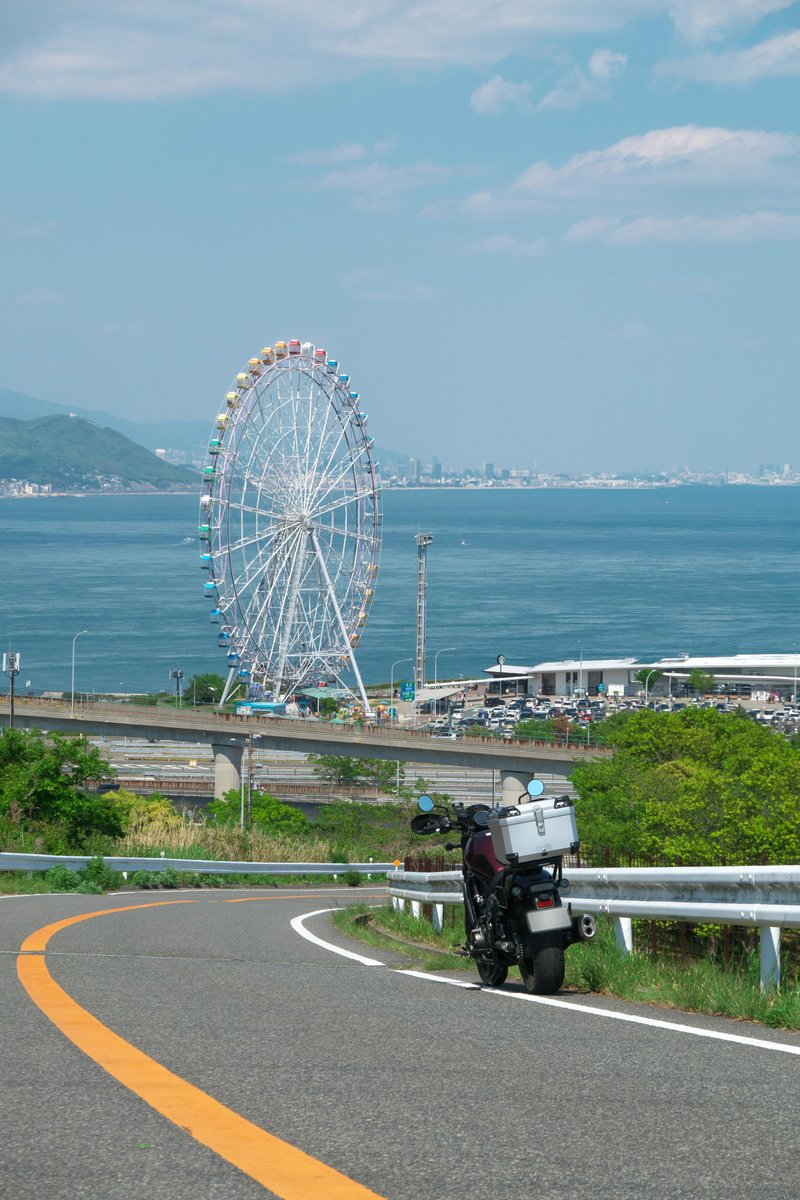 crossganner26's tweet photo. 何度も行ってるけど、行きやすくて見所も多い淡路島は良いツーリングスポット(=゚ω゚)ノ
ブログは明日やなー。
#先行チラ見せ
#α7
#RX10M3
#RX100M6
#RX0
#旅に出たくなる写真
#HONDA
#HONDAが美しい
#SC83
#レブル1100
#ジャンプ
#淡路島 https://t.co/RyeVdttGxg