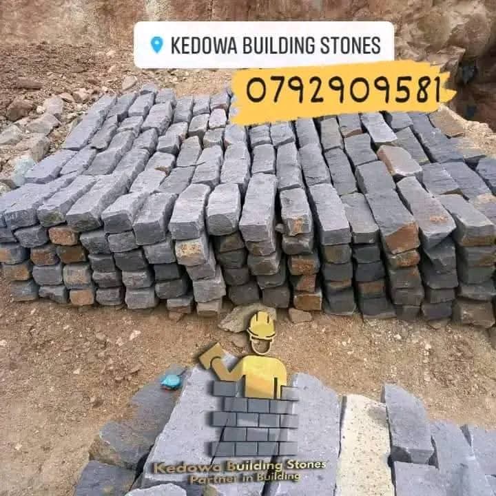 edkipkorir's tweet photo. Walling Stones because we always have an unwavering commitment to quality.  Talk to us today on 0792909581 for immediate delivery to your construction site. WhatsApp us for an inquiry and quotation:  0799 938115 
#KedowaBuildingStones #PartnerInBuilding https://t.co/pcvLjjbzY0