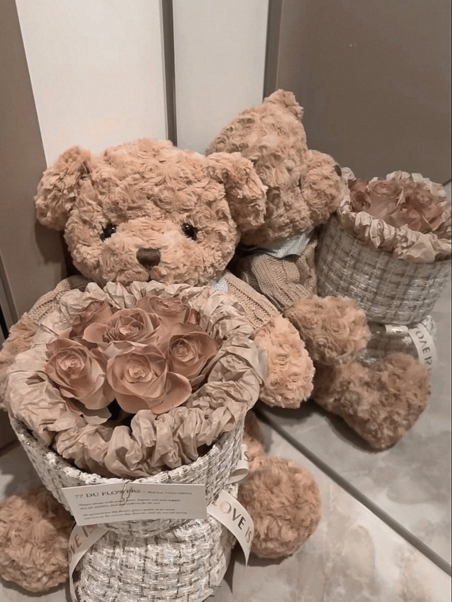๐๐๐๐๐ แฐ.แ (@dvlcisinfund0) on Twitter photo I heard thereโs a double birthday today, so hereโs my birthday wishes to the two beautiful Bridgerton sisters, Francesca and Eloise. Iโm grateful for your friendship, girls! Have a great one! ๐
๐โโโโแฐ.แโ โน <a href="/elegancesilence/">๐ฏrancesca.</a> , <a href="/werthearts/">แ
ึ ึธ แ
๐อ๐๐๐๐ ๐</a> . I heard thereโs a double birthday today, so hereโs my birthday wishes to the two beautiful Bridgerton sisters, Francesca and Eloise. Iโm grateful for your friendship, girls! Have a great one! ๐
๐โโโโแฐ.แโ โน <a href="/elegancesilence/">๐ฏrancesca.</a> , <a href="/werthearts/">แ
ึ ึธ แ
๐อ๐๐๐๐ ๐</a> .
