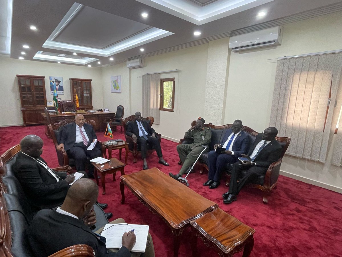 ....implementation of the R-ARCSS, underlining the importance of de-escalating tensions, creating an enabling environment for inclusive political dialogue, and ensuring legitimacy in the reinvigoration of the various Agreement implementation mechanisms. 3/3