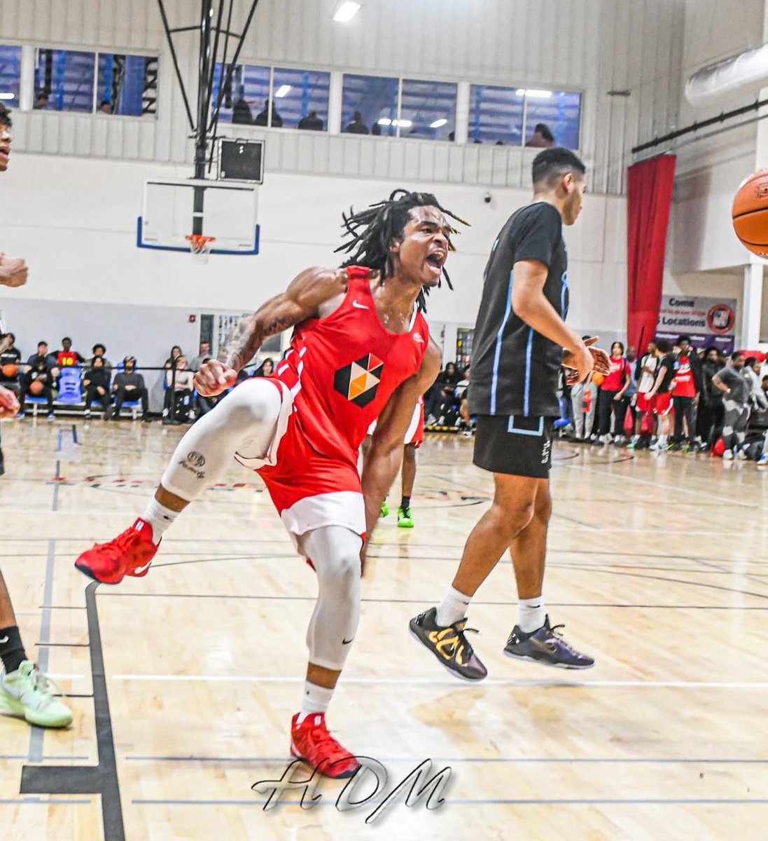 HS Top Recruits (@hstoprecruiting) on Twitter photo 2026 Top 100 Jaen Chatman (<a href="/2Jaen/">Jaen Chatman</a>) had a productive first session of EYBL!
He contributed to a perfect 3-0 record for <a href="/PSACardinals/">ProScholarsAthletics</a>
G1- 11 points, 5 rebounds and 4 assists
G2- 13 points, 7 rebounds and 5 assists
G3- 16 points, 6 rebounds and 5 assists 2026 Top 100 Jaen Chatman (<a href="/2Jaen/">Jaen Chatman</a>) had a productive first session of EYBL!
He contributed to a perfect 3-0 record for <a href="/PSACardinals/">ProScholarsAthletics</a>
G1- 11 points, 5 rebounds and 4 assists
G2- 13 points, 7 rebounds and 5 assists
G3- 16 points, 6 rebounds and 5 assists