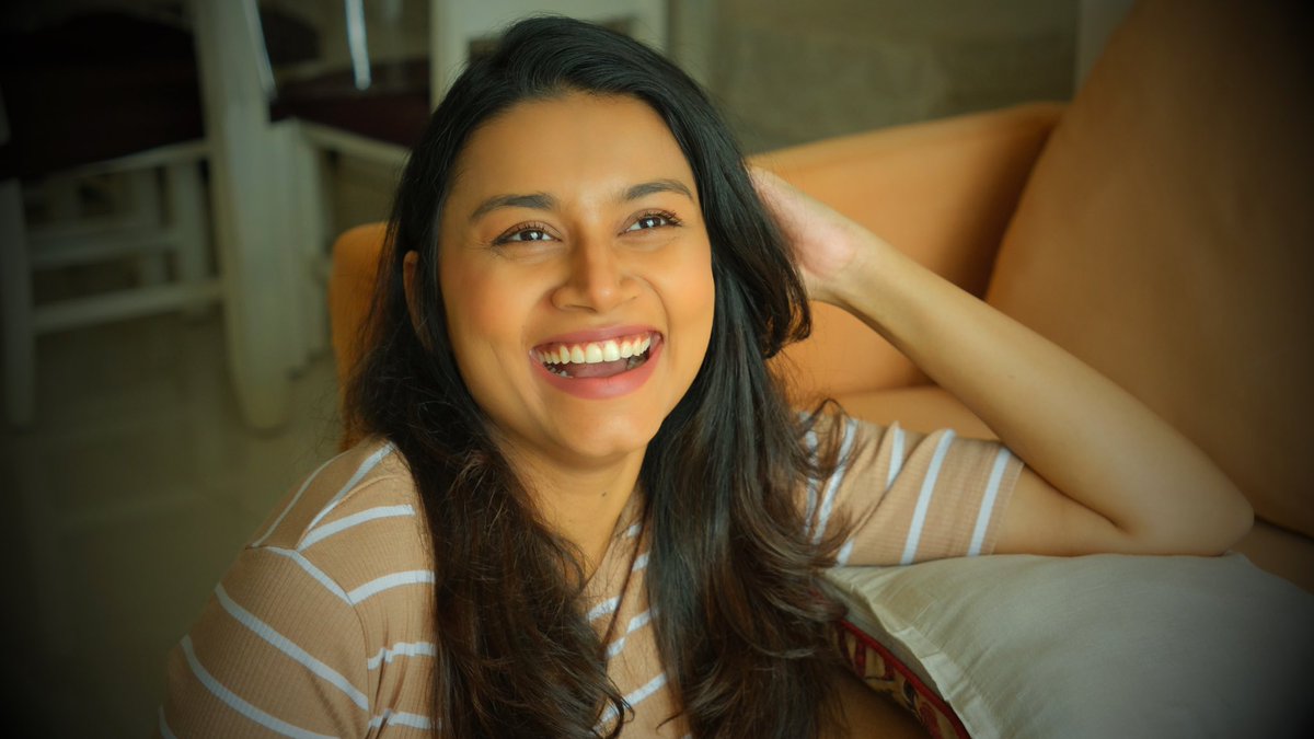 Sunset Mood!

#wonderfulwednesday #portrait_shots #sunset #actorslife #casual #evening #love #liveinthemoment❤️ #life #ahmareenanjum