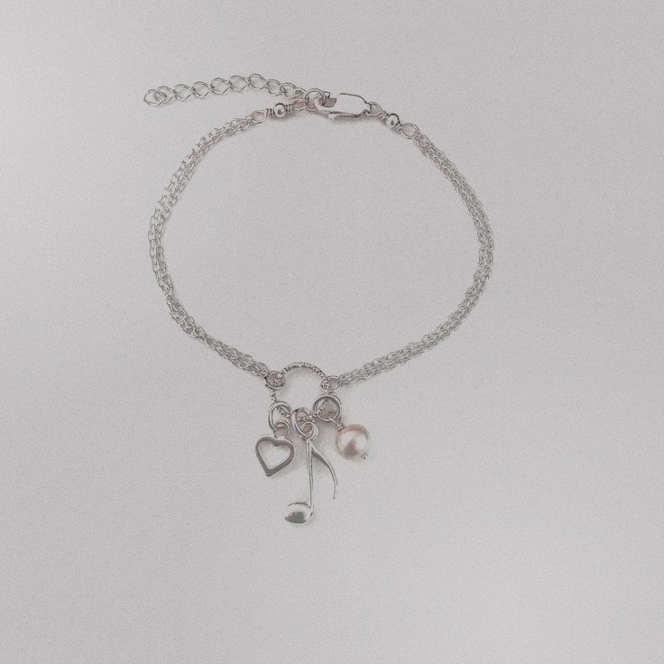 happiest  birthday,  dearest  sister .ᐟ

may  this  new  chapter  of  your  life  fills  with  abundance  of  fortunes,  laughters,  and  memorable  moments.  may  all  your  dreams  come  true  and  the  universe  always  sides  with  you  on  every  paths  and  decisions  +