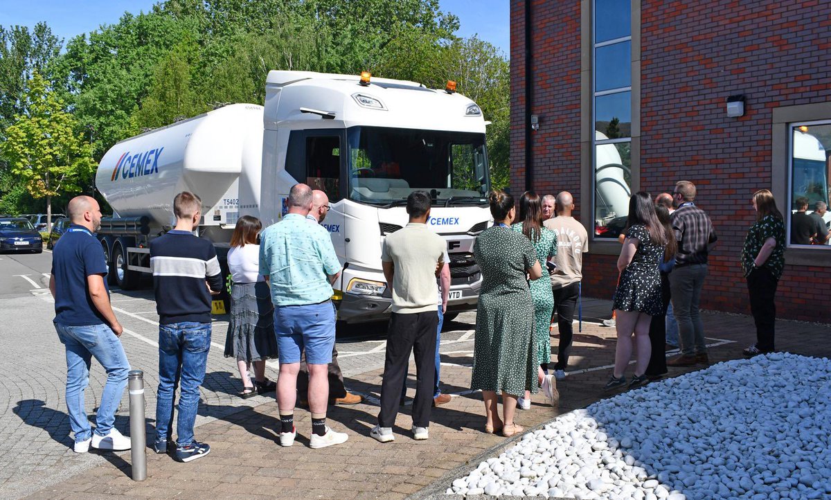 Spent a worthwhile morning with my colleague James Ward  talking to staff at <a href="/CEMEX_UK/">CEMEX UK</a> head office about the safety features on our cement fleet and road safety in general.