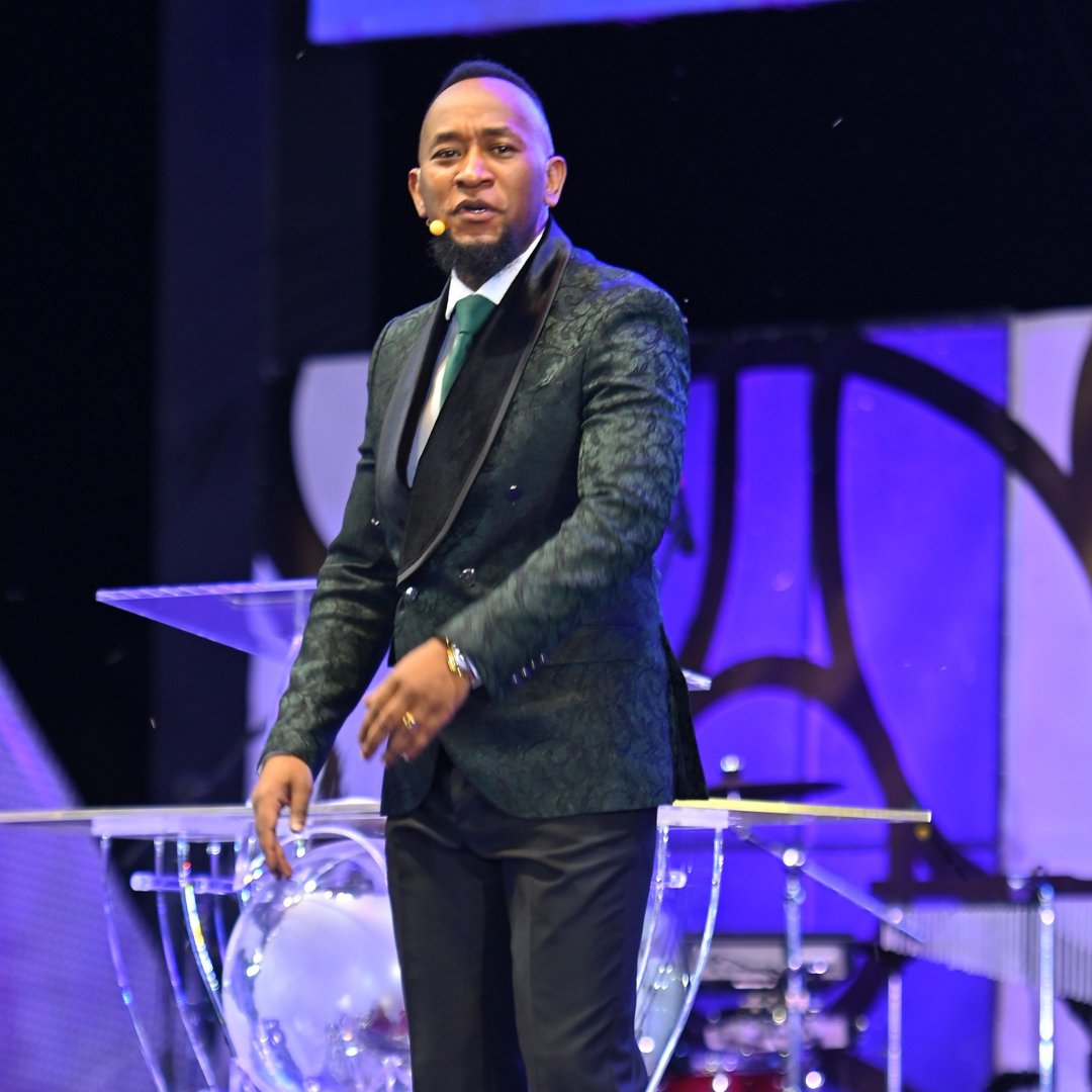 Prophet_elvis's tweet photo. Tuesday Fellowship 29.04.2025!!!
#ProphetElvisMbonye https://t.co/gVhiuphFBB