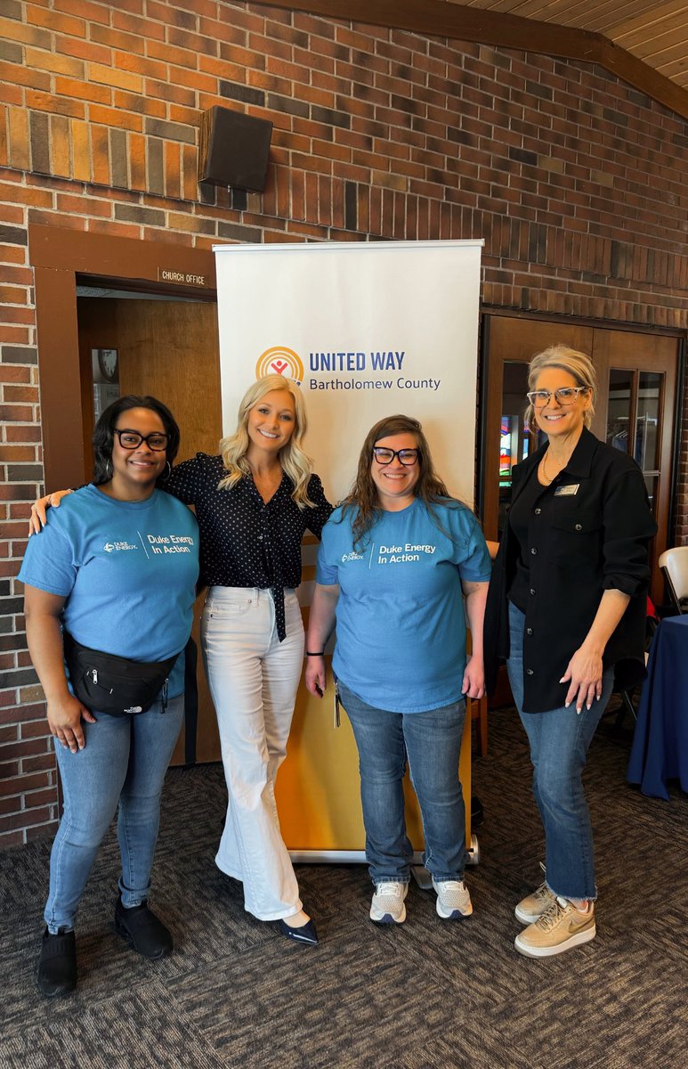The community resource fair is underway <a href="/DukeEnergy/">Duke Energy</a> <a href="/DukeEnergyIN/">Duke Energy Indiana</a> welcomes local residents to stop by today from 9-11 am to learn more about our share the light fund and our budget billing programs! #CommunityEngagement