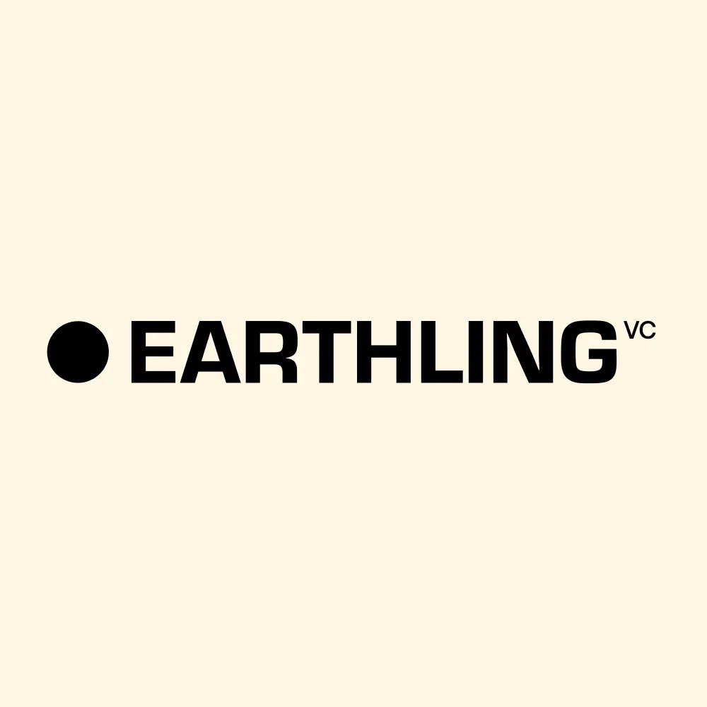 arian_ghashghai's tweet image. In what is the least spectacular fundraising announcement you'll read this month —
I'm amped to finally share the close of @EarthlingVC Fund I, a $4.5M vehicle investing first round/first check in next-generation computing surfaces and mediums.