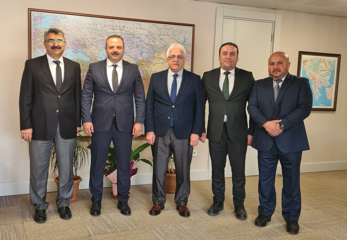 Aksaray Üniversitesi yetkililerinden TİKA Başkan Yardımcısı Çevik’e ziyaret
yenibalkan.com/haber/aksaray-…