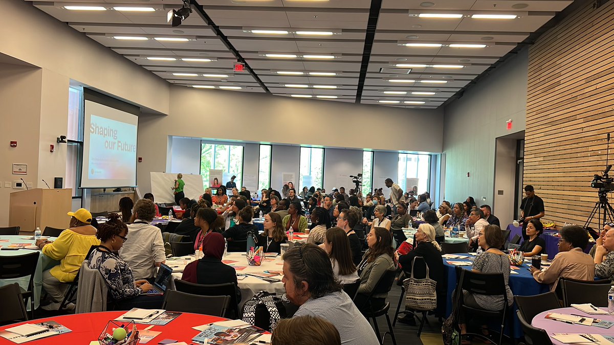 FairBudgetDC's tweet photo. Amazing folx here committed to an anti racist DC #ShapingOurFuture
We’re need to keep that momentum for an equitable #DCBudget, one where policymakers #ChooseDC, not billionaires
#TaxWealth to invest in the people https://t.co/HN8QTy29sn