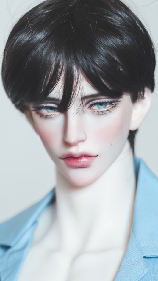 집에 리드 있는데…아직도 얼굴 적응 안돼서 한번 바꿔볼까 싶기도…