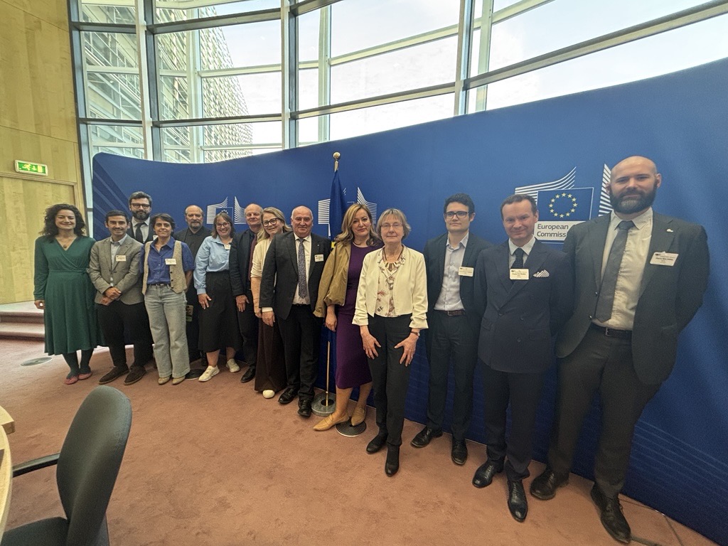 European Livestock Voice (@livestockvoice) on Twitter photo Today ELV partners met with <a href="/TAlisaEU/">Alisa Tiganj</a>, a key member of Commissioner <a href="/CHansenEU/">Christophe Hansen</a> cabinet.
It was a great opportunity for the partners to present ELV and explain that it was created in 2019 to communicate science-based facts around European #livestock and its value chain. Today ELV partners met with <a href="/TAlisaEU/">Alisa Tiganj</a>, a key member of Commissioner <a href="/CHansenEU/">Christophe Hansen</a> cabinet.
It was a great opportunity for the partners to present ELV and explain that it was created in 2019 to communicate science-based facts around European #livestock and its value chain.