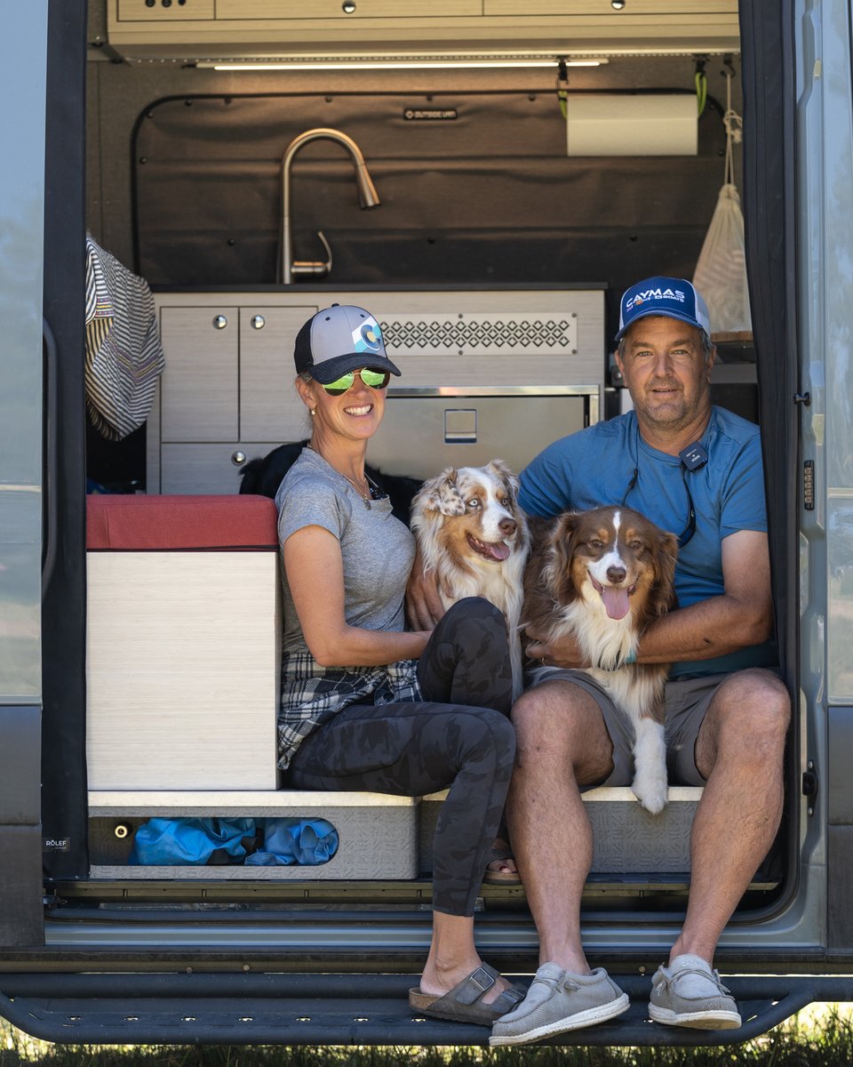 Outsidevan's tweet image. To the pets who jump in the van without hesitation—this day’s for you.
Happy National Pet Day to all our furry Outsiders. 🐶🚐

Start the journey, contact your local Humane Society and adopt an adventure buddy today!
 #VanLifeWithPets #FurryCoPilot