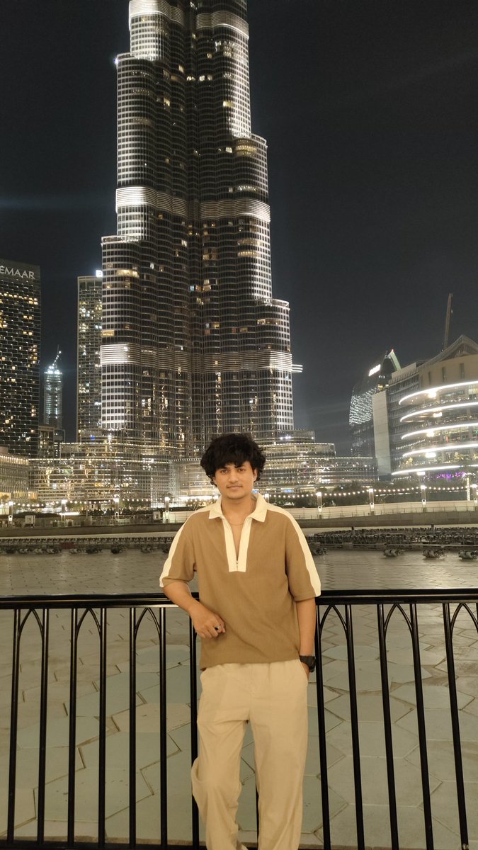 nxv3d's tweet image. Dubai + Crypto = 🔥 #Token2049