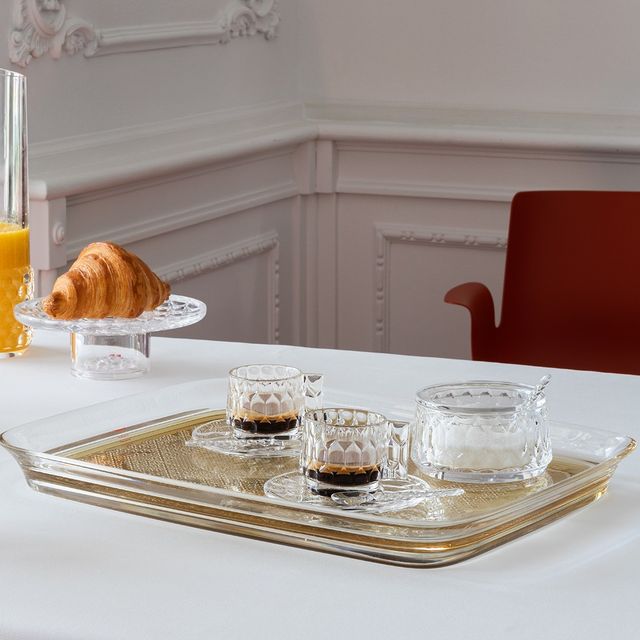 Anneler Günü'nde eşsiz bir sürpriz olacak Teatime sunum tepsiler; altın, krom, bronz ve pembe renkleriyle şimdi Cumba Selection'da! ✨ 

#cumbaselection #kartell #teatime #teatimetray #teatimekartell #tepsi #tray #sofraürünleri #sofrasunumu #sunumtepsisi #annelergünü