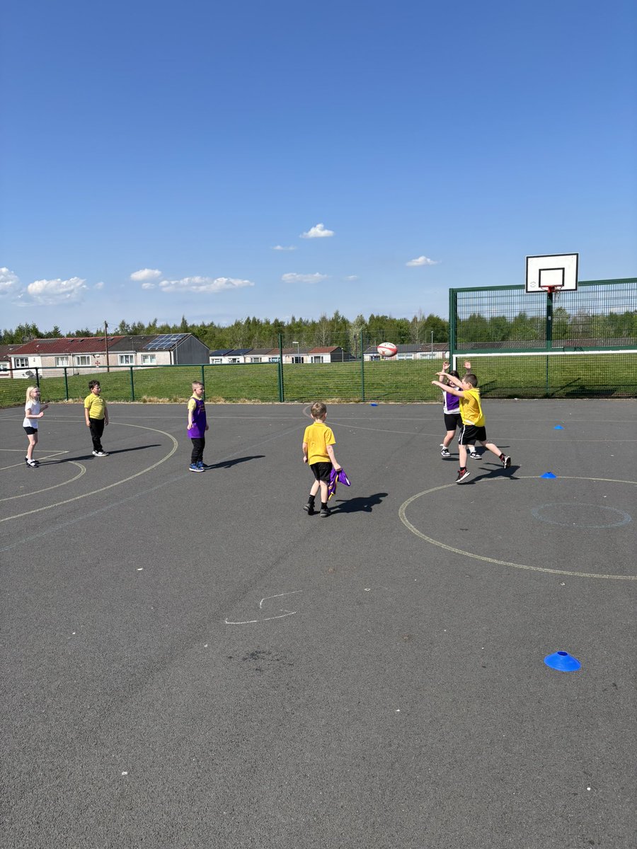 Sean Callaghan (@asgsmithycroft) on Twitter photo Rugby in the sun today for <a href="/SunnysidePri/">Sunnyside Primary</a> Health Fortnight โ๏ธ๐๐ Thank you <a href="/WDRFC1/">WD Rugby</a> and coach Georgia for the sessions ๐
<a href="/PEPASSGlasgow/">PEPASS Glasgow</a> Rugby in the sun today for <a href="/SunnysidePri/">Sunnyside Primary</a> Health Fortnight โ๏ธ๐๐ Thank you <a href="/WDRFC1/">WD Rugby</a> and coach Georgia for the sessions ๐
<a href="/PEPASSGlasgow/">PEPASS Glasgow</a>