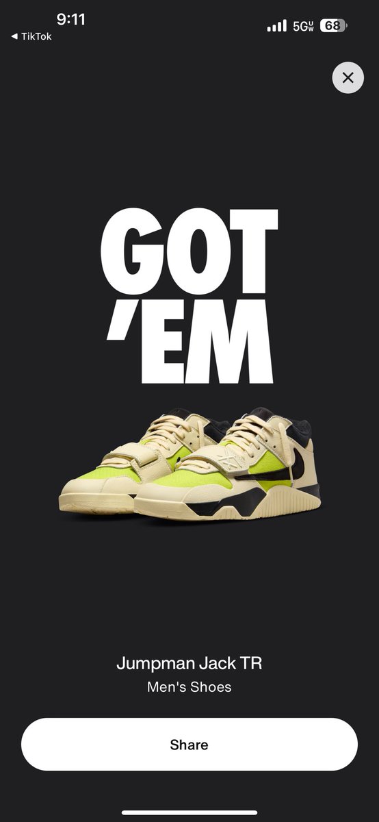 impurplehrted's tweet photo. @SOLELINKS My first Travis Scott Dubb 😭 https://t.co/voJ2zWyNbC