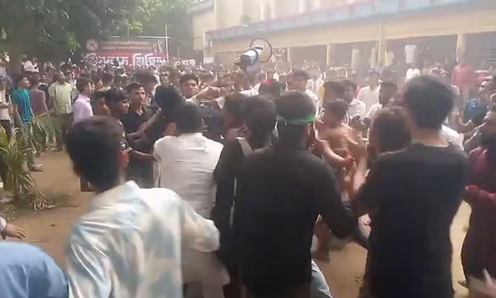 এনসিপির সমাবেশে দফায় দফায় মারামারি