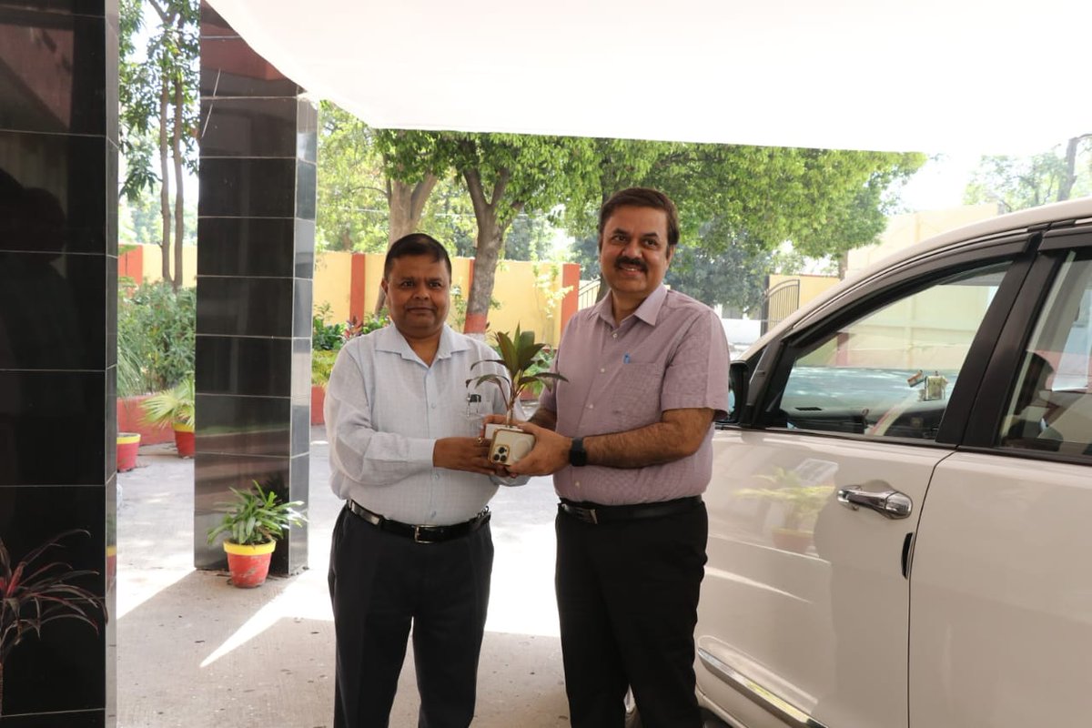 Sh K R Sinha, a 1996-batch IOFS officer, has assumed the role of Executive Director at FGK <a href="/connectaweil/">aweil</a>. With prior experience working at Factory, Headquarters (OFB&amp;AWEIL) and a stint on deputation with UIDAI, Govt of India, he brings a wealth of expertise to his new position.