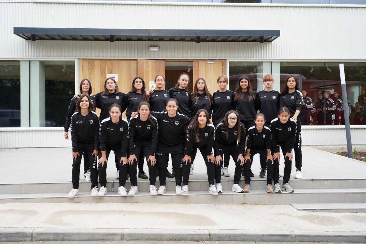 📍¡YA ESTAMOS EN MADRID! 🚍

¡Vamos, FFRM! 💪🏼