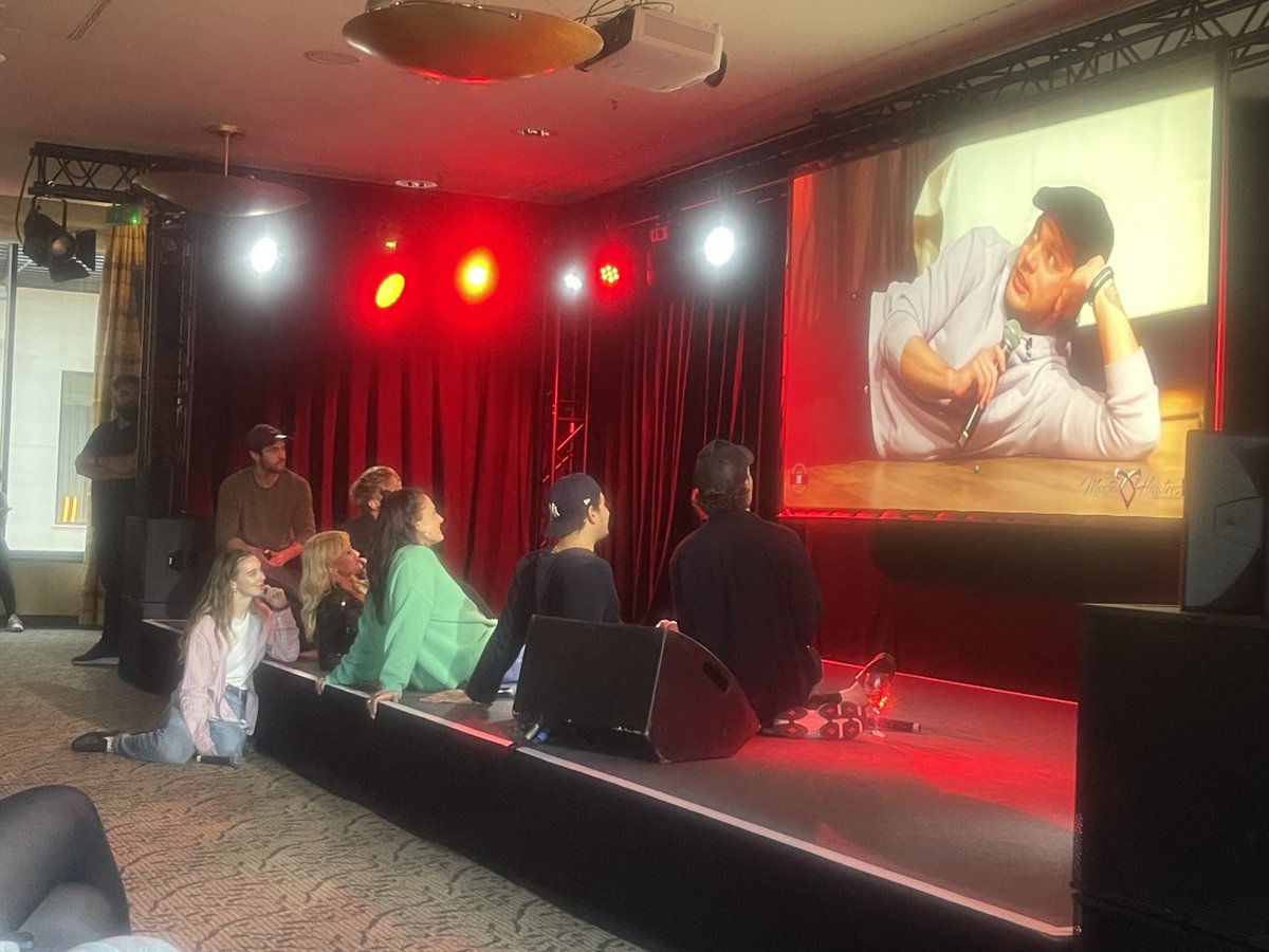 Fabruhlissa's tweet photo. Closing ceremony #MH4 #Shadowhunters https://t.co/IvznU22bWc