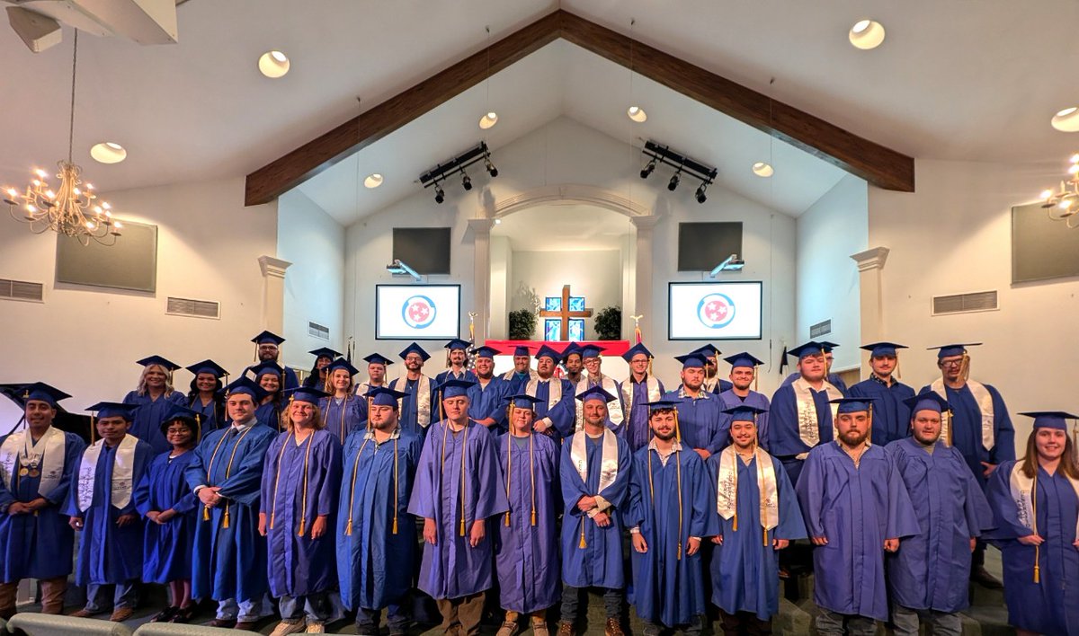 Spring 2025 Graduation – TCAT Upper Cumberland 📷
On Thursday, April 17, 2025, TCAT Upper Cumberland proudly held its Spring 2025 Graduation Ceremony, celebrating the accomplishments of 38 students representing 10 counties across the region.
#CareerReady #TechnicalEducation