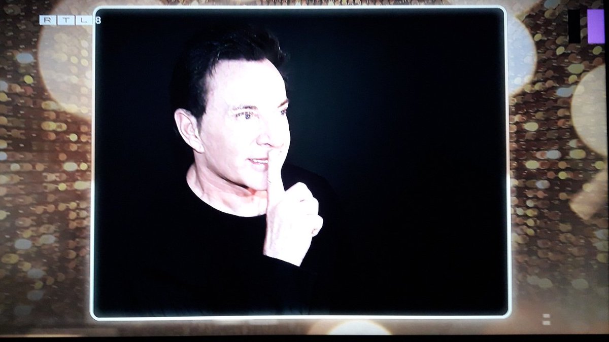 Cathrien29's tweet photo. "Toch leuk voor een hoes?"
#OnlyJoling
#GerardJoling
#RTL8
#VowOfSilence
๐คซ https://t.co/1qeo9uyMgA
