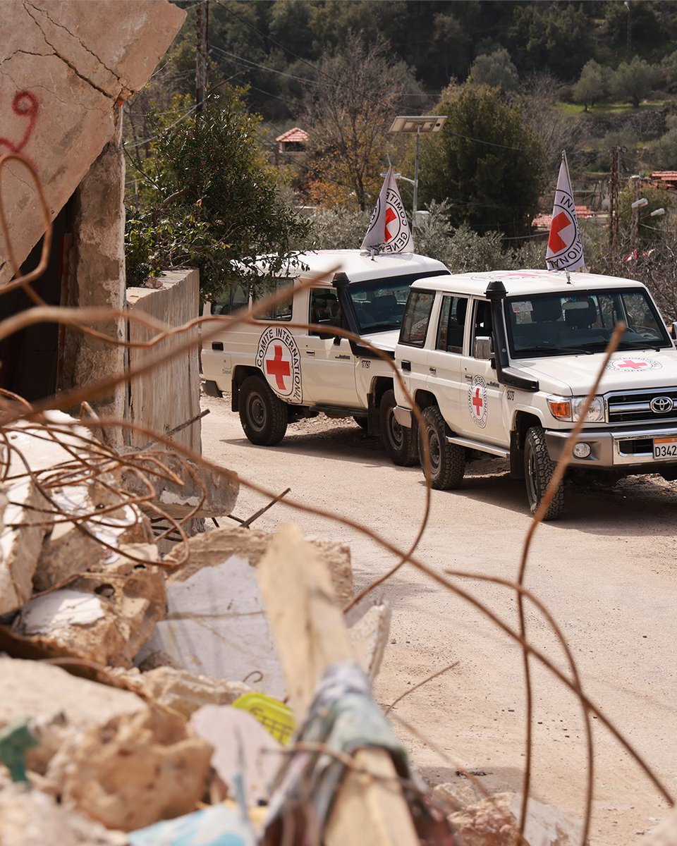 ICRC_lb's tweet photo. 🎥 Behind every powerful story is a challenging journey!
Get a sneak peek of the making of our immersive #VR experience, then live it yourself at the #ICRC stand (M09), at #DIHAD conference & exhibition in #Dubai and step into the heart of #conflict in #Lebanon 🇱🇧. https://t.co/BWj9CvSbfV