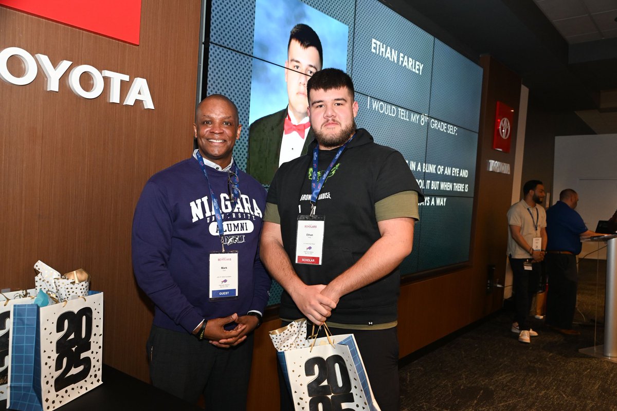 Stfrancishigh's tweet image. Ethan Farley ’25 & John Wilson ’28 along with social studies teacher, Mr. Kiefer, had the opportunity to attend the O'Shei Scholar Luncheon held last Friday at Highmark Stadium. The event featured a keynote address from Buffalo Bills second-year defensive lineman DeWayne Carter
