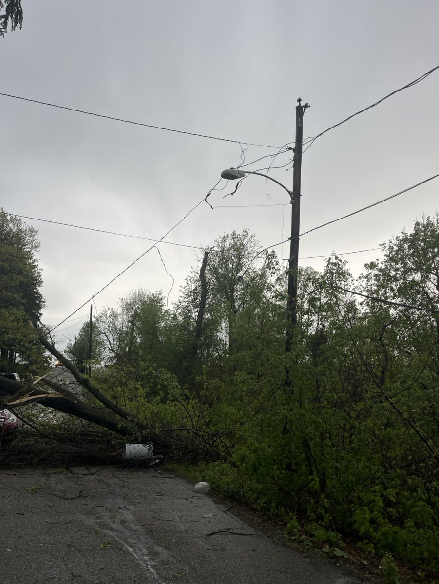 Strong winds ripped through parts of West Virginia last night and left about 14,000 customers without power. Crews restored about half overnight. We expect to have all customers restored tonight.

Sign up for alerts and check outage information at ms.spr.ly/6015SRziL