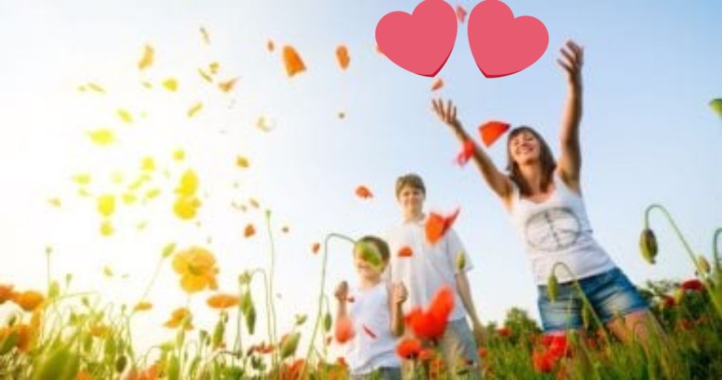 حياة جميلة، فلا تسمح للعوائق بأن توقفك. اسعَ لإسعاد نفسك، فالسعادة قرار يبدأ منك.