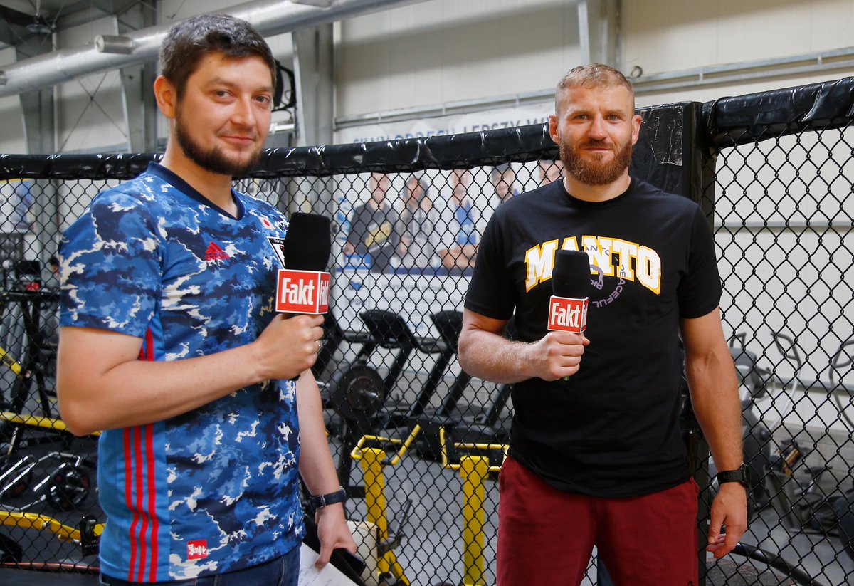 Ostatnio dowiedziałem się, że w czerwcu skończy się moja przygoda blisko trzyletnia przygoda w Fakcie. Myślę, że udało się zrobić trochę wartościowych materiałów i pokazać, że tabloid niekoniecznie musi bazować na chamskich clickbaitach. Dziękuję za szansę byłemu szefowi (1/3)