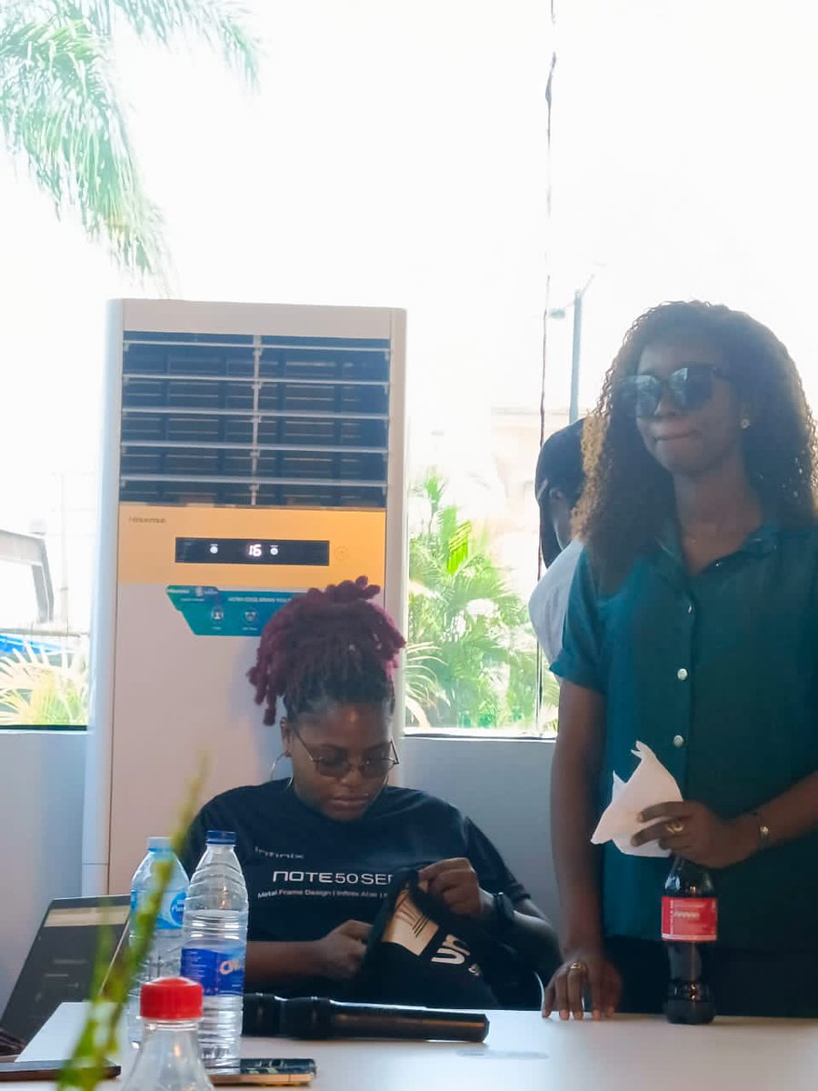 ChineduGift55's tweet image. #InfinixAIvsMeChallenge #Note50Pro 
@InfinixNigeria  My experience are simple THE AI FEATURES ARE MIND BLOWN 🤯 to be enjoyed Physically.. thats amazing and Fantastic.. I love it