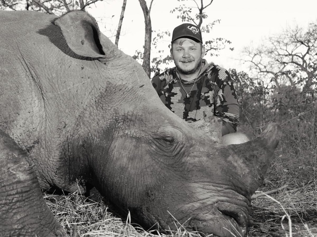 Xpose Trophy Hunting (@xposetrophyhunt) on Twitter photo Nick Gonsalves, mechanic/welder ASG Services, killed this rhino in South Africa with Double Shot Outfitters. Another POS from Texas. 🤬
#BanTrophyHunting RT
<a href="/SARA2001NOOR/">Sara✌️💙🍉peaceFOReveryone</a> <a href="/Angelux1111/">Angel</a> <a href="/Gail7175/">WatchDominion.com Ⓥ</a> <a href="/Lin11W/">🌱🌹❤️ Anonymous for the voiceless ❤️🌹🌱</a> <a href="/PhaedraXTeddy/">Phaedra</a> <a href="/Protect_Wldlife/">PROTECT ALL WILDLIFE</a> <a href="/KayBurley/">Kay Burley</a> Nick Gonsalves, mechanic/welder ASG Services, killed this rhino in South Africa with Double Shot Outfitters. Another POS from Texas. 🤬
#BanTrophyHunting RT
<a href="/SARA2001NOOR/">Sara✌️💙🍉peaceFOReveryone</a> <a href="/Angelux1111/">Angel</a> <a href="/Gail7175/">WatchDominion.com Ⓥ</a> <a href="/Lin11W/">🌱🌹❤️ Anonymous for the voiceless ❤️🌹🌱</a> <a href="/PhaedraXTeddy/">Phaedra</a> <a href="/Protect_Wldlife/">PROTECT ALL WILDLIFE</a> <a href="/KayBurley/">Kay Burley</a>