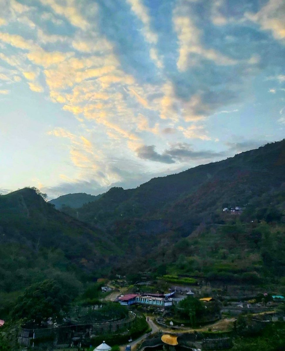 NKTB's tweet image. #Undulating