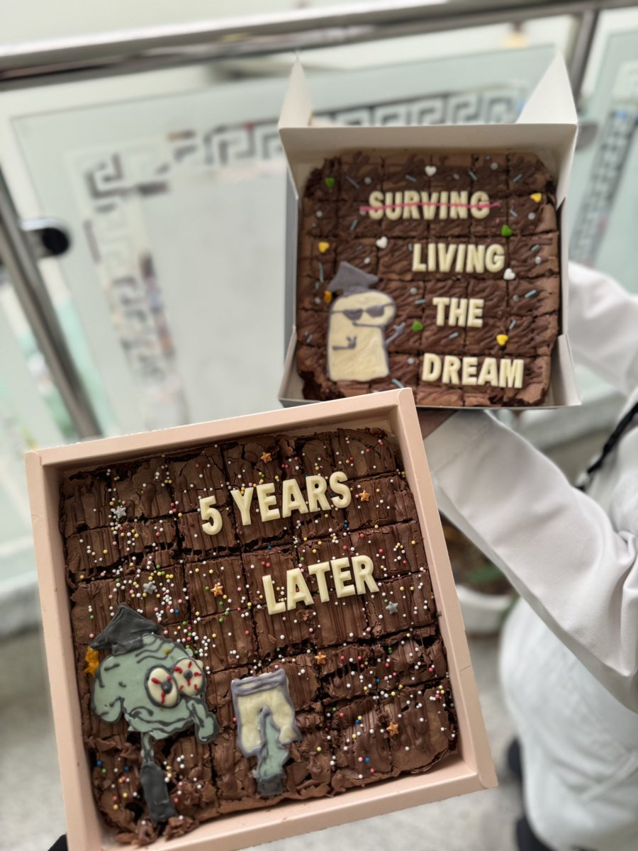 Cocp221's tweet image. في ختام فعاليات الدّفعة مع رفقاء الرّحلة 
و بداية لذكريات التخرج 🎓🩶