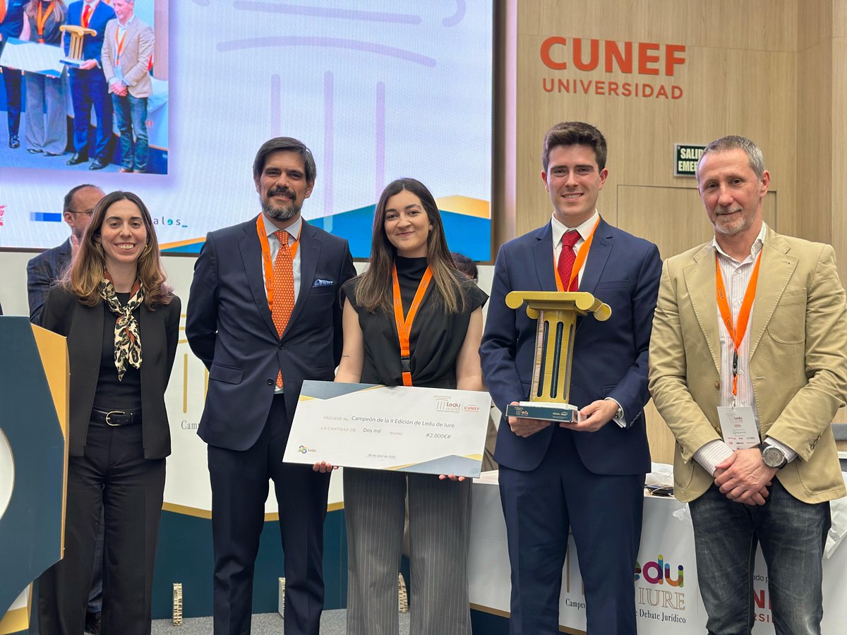 ComillasICADEDerecho (@icade_derecho) on Twitter photo 🏆 ¡𝐈𝐂𝐀𝐃𝐄 gana la II LEDU IURE en <a href="/CUNEF/">CUNEF Universidad</a> !
Alberto G. Chaparro y Carmen Aramburu se coronan campeones ante 16 universidades.
Alberto, 𝐌𝐞𝐣𝐨𝐫 𝐎𝐫𝐚𝐝𝐨𝐫 por 2º año.
¡Única Universidad con 4 LEDUs en 1 año!
#OrgulloICADE #LEDU2025 #DebateJurídico 🏆 ¡𝐈𝐂𝐀𝐃𝐄 gana la II LEDU IURE en <a href="/CUNEF/">CUNEF Universidad</a> !
Alberto G. Chaparro y Carmen Aramburu se coronan campeones ante 16 universidades.
Alberto, 𝐌𝐞𝐣𝐨𝐫 𝐎𝐫𝐚𝐝𝐨𝐫 por 2º año.
¡Única Universidad con 4 LEDUs en 1 año!
#OrgulloICADE #LEDU2025 #DebateJurídico