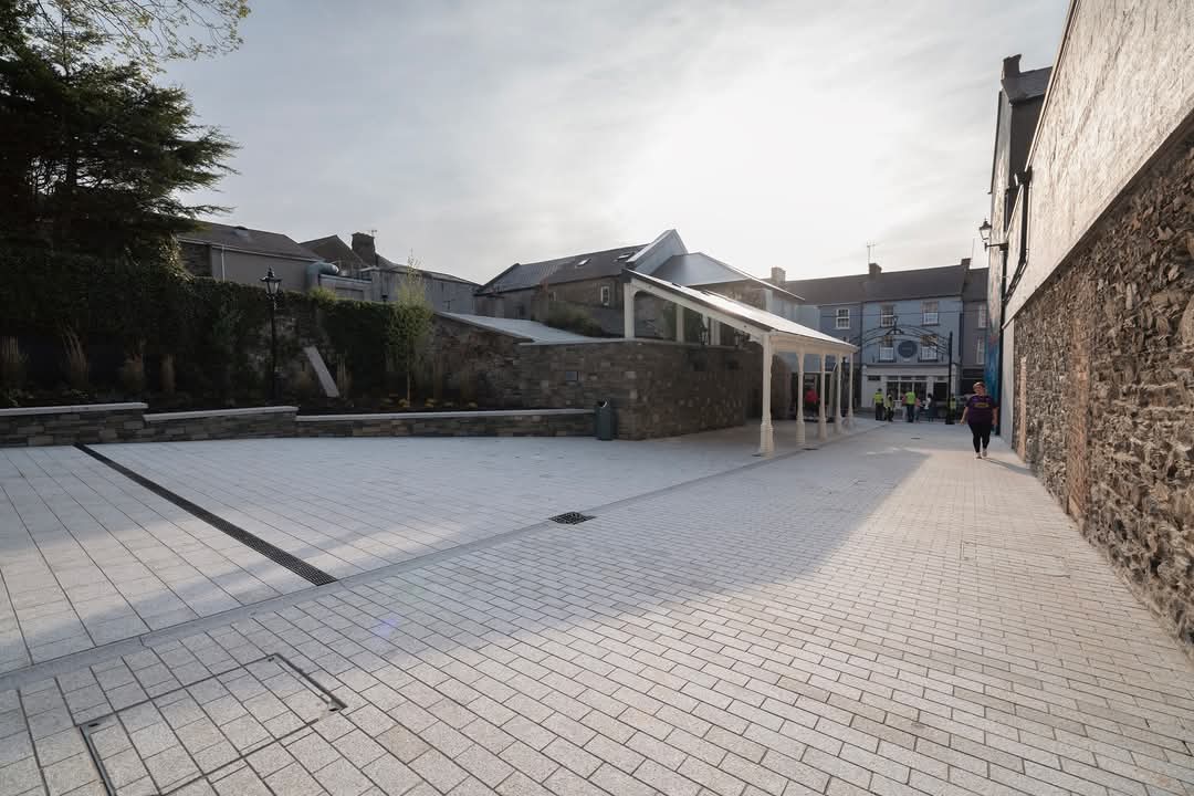 Brennan’s Lane on South Street, once a derelict and neglected space, has now officially reopened after a major transformation.