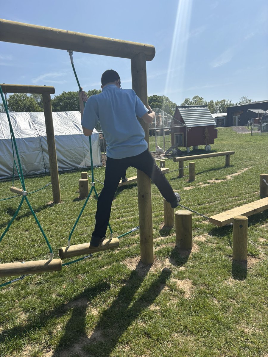 _SuttonHouse_'s tweet photo. Primary and reach horse riding today was a great trip and we can not wait to do it all again next week ⭐️🐎😁 #suttonhouse #Horses #amazingtrip https://t.co/AOFlfq1Kfx