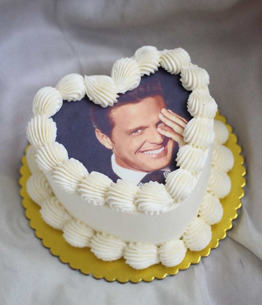 Sorprende a tu mamá con un pastel de Luis Miguel 

🐱💖 linktr.ee/cocinaGatoRosa