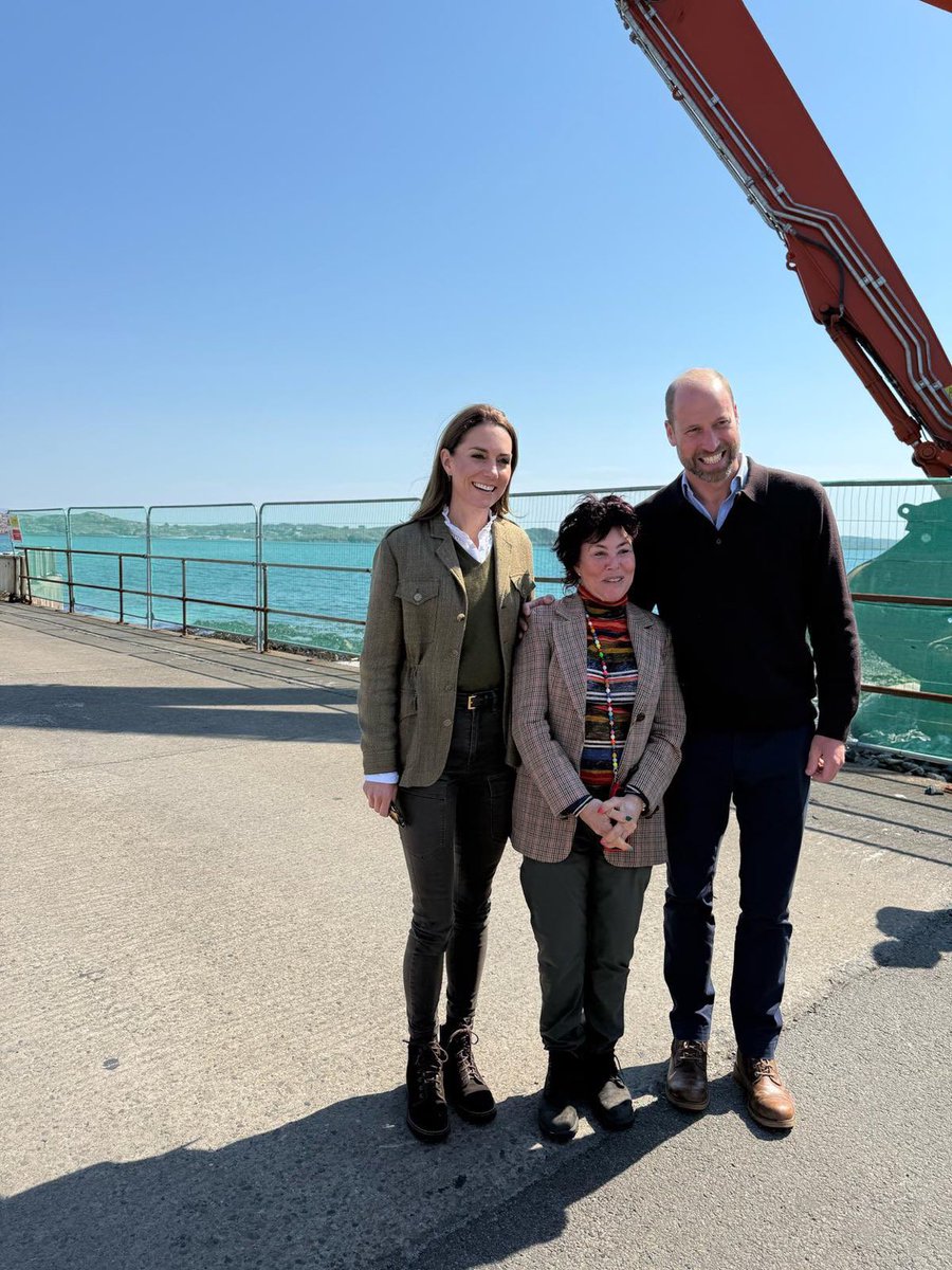 TribesBritannia's tweet photo. They met Ruby Wax who is on holiday! 🤣🤣🤣🤣 https://t.co/ZSs9R3EXJr