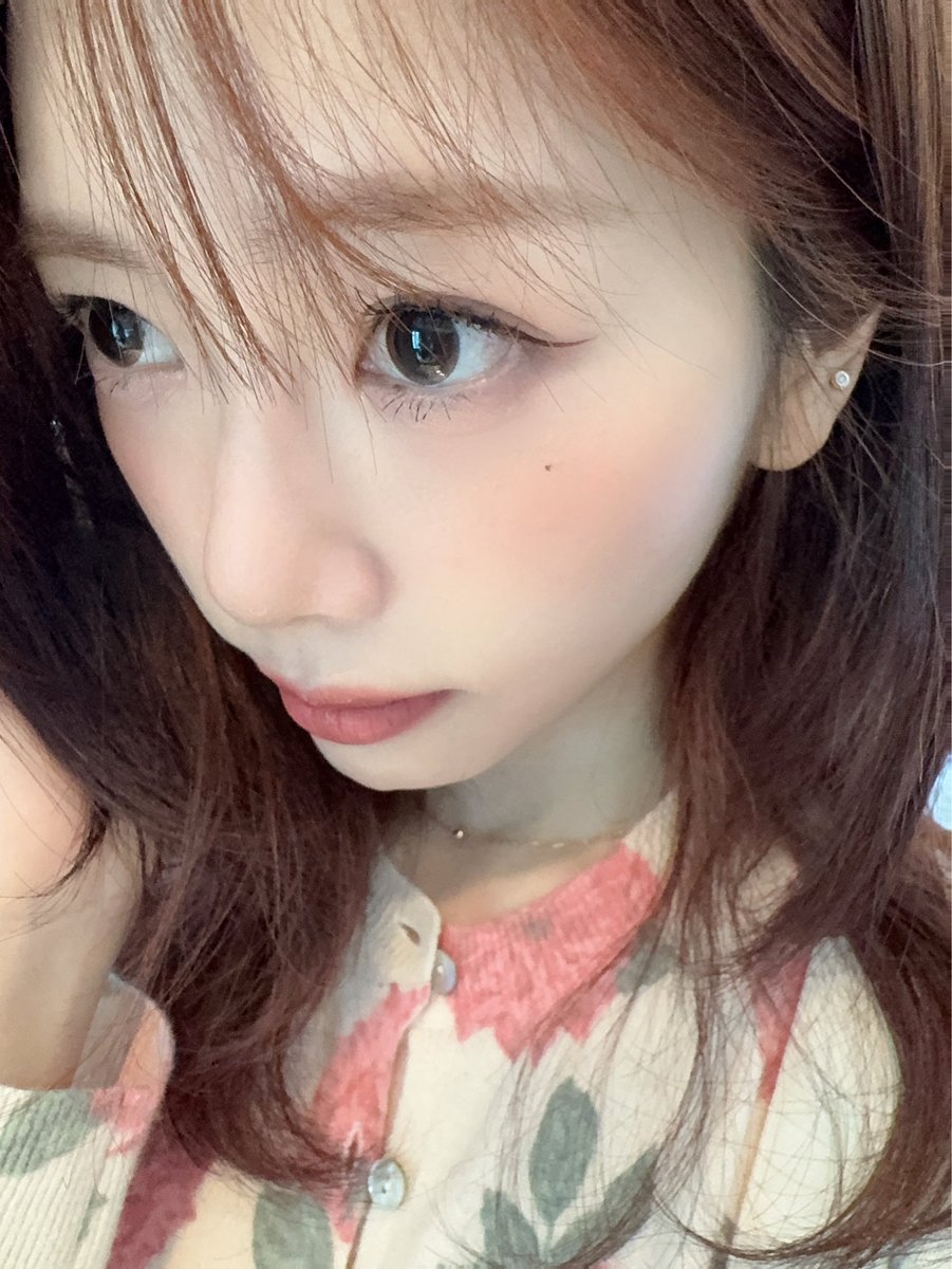 7dream_DREAMs's tweet photo. 250430 밍꼬 fromm 셀카🍒

꺄아아아아아아아아아아아아ㅏ아아아아아아아아아아ㅏㅇ아아아ㅏ앙아아❤️❤️❤️ https://t.co/fECIJuczo0